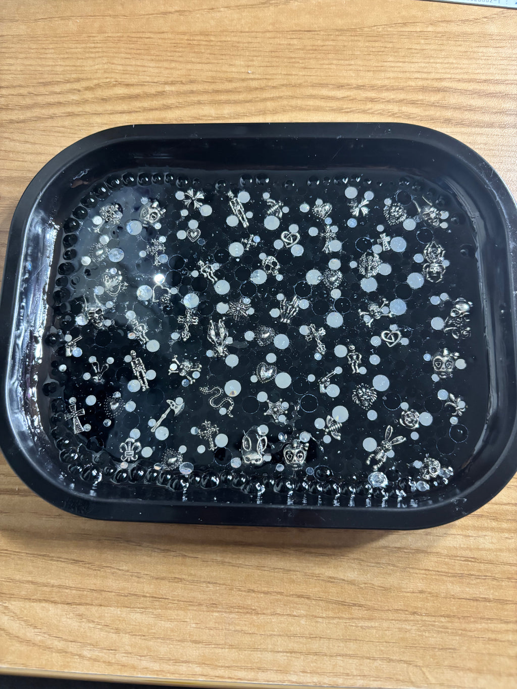 Midnight catch tray